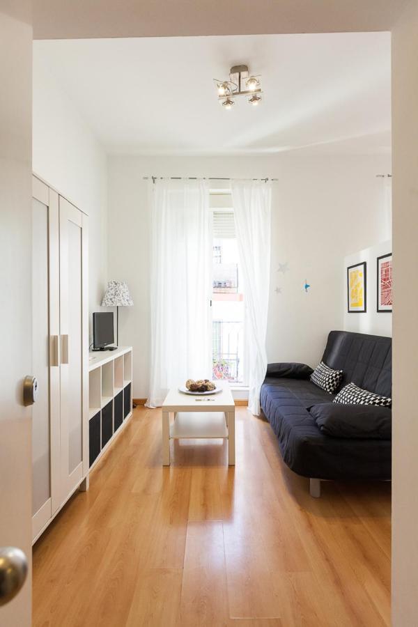 Peral Home Cozy Apartment Sevilla Exterior foto